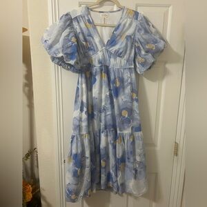 Jessica Simpson Size Medium Blue and Yellow Floral Puff Sleeves Midi Dress.